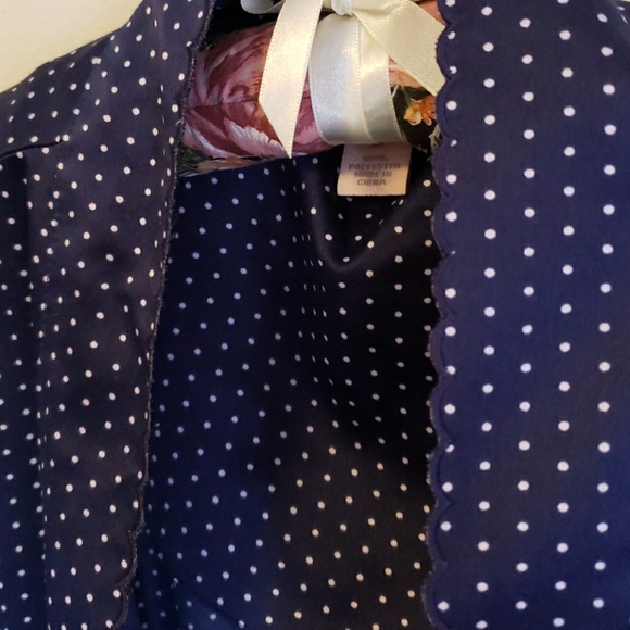 Dress Robe - Picture 2 of 4